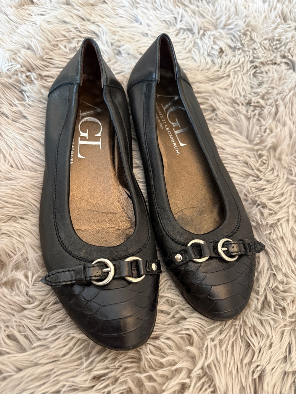 AGL Black Leather Ballet Flats with Textured Toe and Silver Buckle
